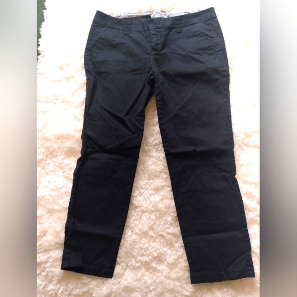 Jcp woman's 4 petite black capris